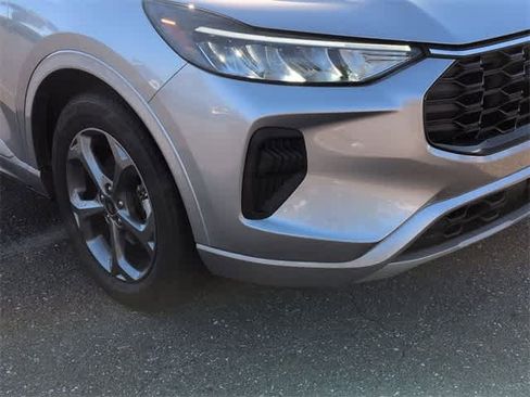 Used 2024 Ford Escape ST-Line image 10