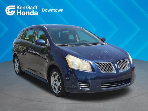Used 2009 Pontiac Vibe w/ Preferred Package FWD image 1
