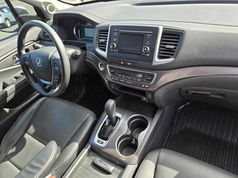 Used 2018 Honda Ridgeline RTL image 10