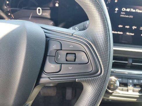Used 2025 Buick Envista Preferred w/ Advanced Safety Package FWD image 21