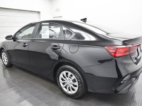 Used 2024 Kia Forte LX image 5