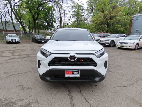 Used 2025 Toyota RAV4 LE AWD/4WD image 6