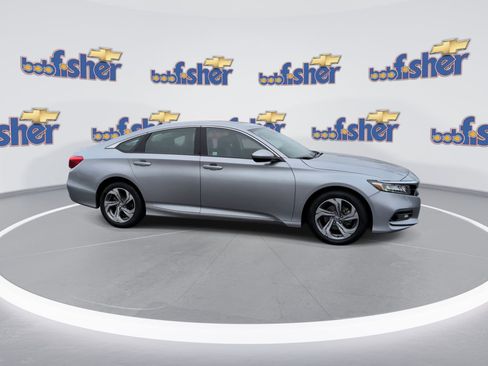 Used 2019 Honda Accord EX image 9