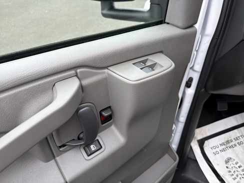 New 2026 Chevrolet Express 3500 w/ Power Convenience Package image 13