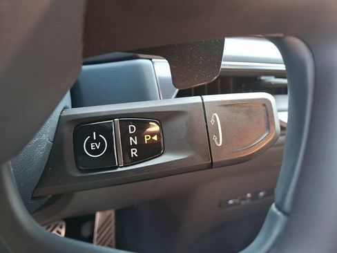 Used 2024 Kia EV9 GT-Line AWD/4WD image 18
