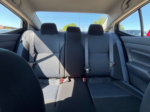 Used 2025 Nissan Versa SV FWD image 36