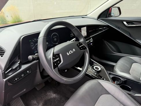 Used 2023 Kia Niro Wind image 17
