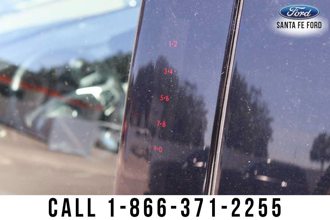 Used 2024 Ford Explorer XLT w/ Equipment Group 202A AWD/4WD image 13