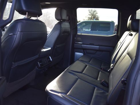 Used 2022 Ford F150 Lariat w/ Equipment Group 502A High image 8