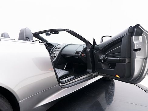 Used 2016 Aston Martin DB9 GT image 47