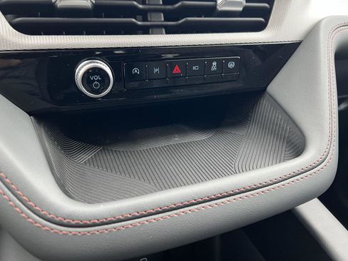 New 2026 Ford Explorer Active image 30