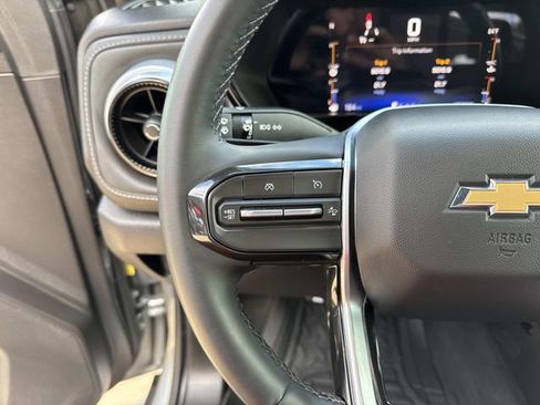 Used 2023 Chevrolet Colorado LT w/ LT Convenience Package II image 23