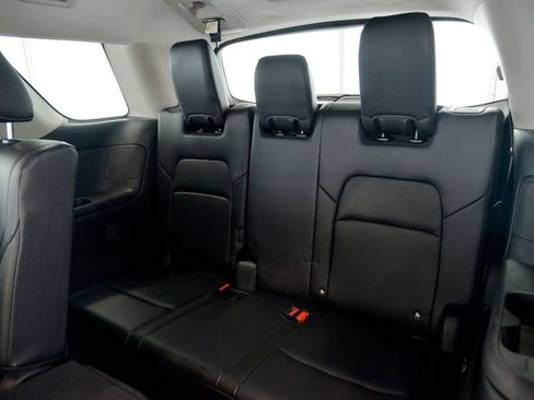 Used 2023 Nissan Pathfinder SL image 28