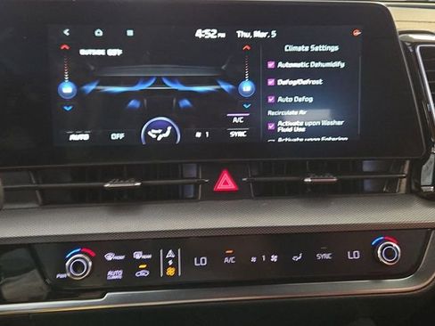 Used 2023 Kia Sportage SX image 19