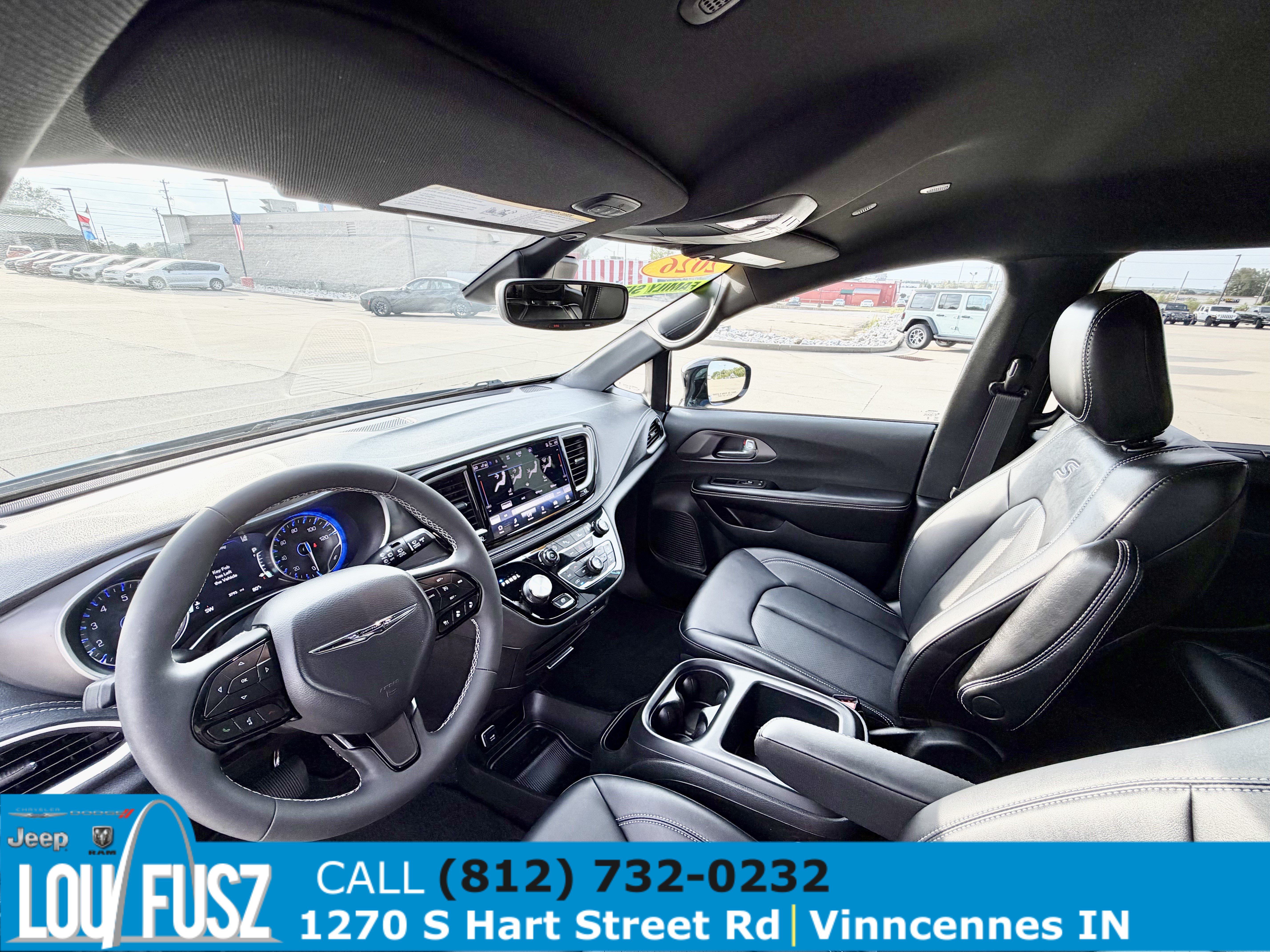 Used 2026 Chrysler Pacifica Select w/ S Appearance Package FWD image 11
