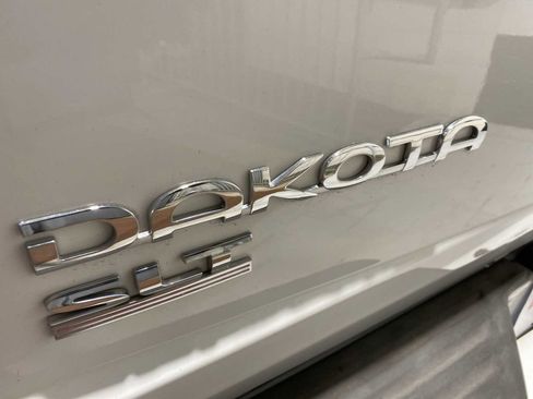 Used 2007 Dodge Dakota SLT w/ Mopar Chrome Edition Group image 7