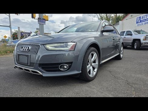 Used 2015 Audi A4 Premium w/ Audi MMI Navigation image 1