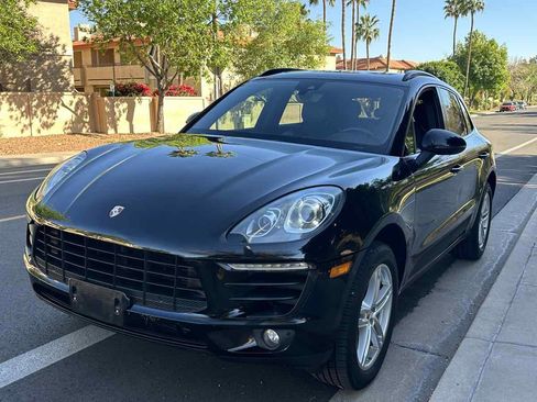 Used 2018 Porsche Macan image 4