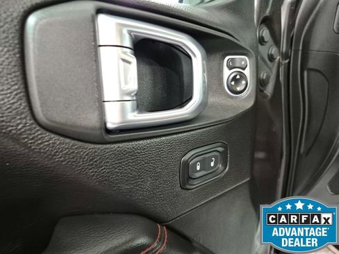Used 2019 Jeep Wrangler Unlimited Rubicon AWD/4WD image 15