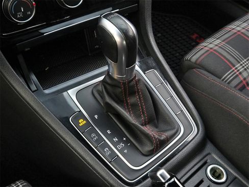 Used 2018 Volkswagen GTI S image 18