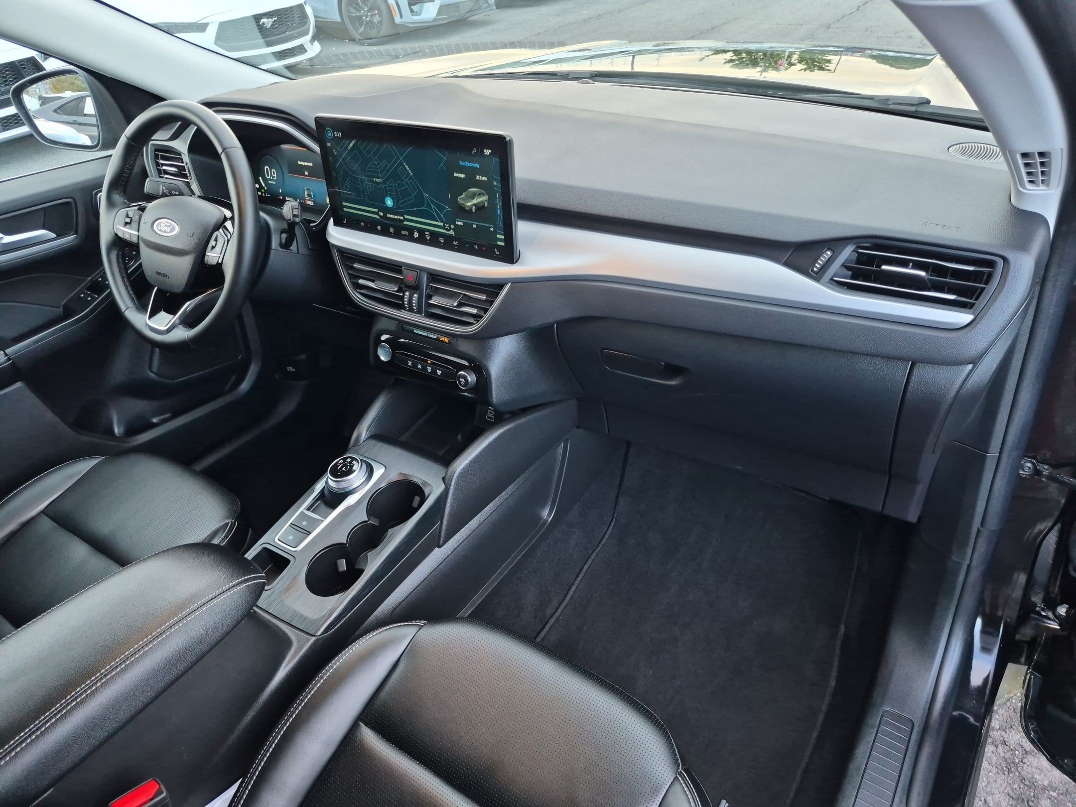 Used 2025 Ford Escape Platinum AWD/4WD image 35