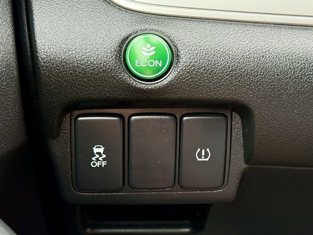 Used 2016 Honda CR-V LX image 26