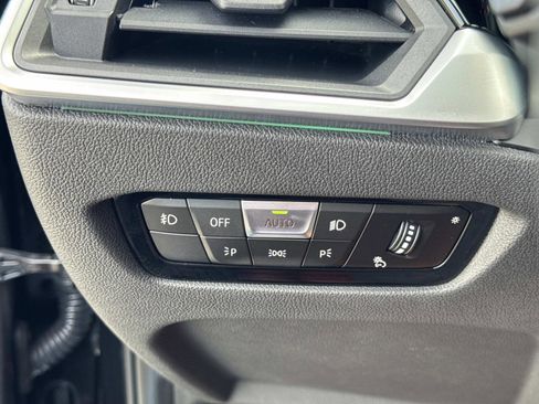 Used 2022 BMW 330i 330i Sedan North America RWD w/ M Sport Package image 27