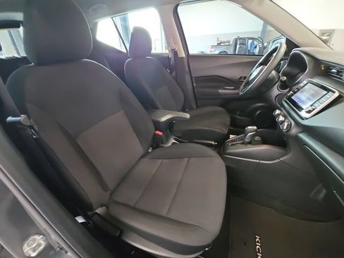 Used 2025 Nissan Kicks Play S FWD image 29