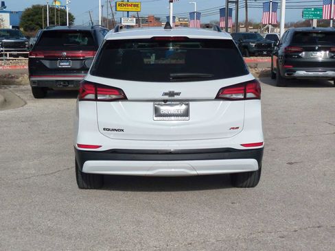 Used 2024 Chevrolet Equinox RS w/ RS Leather Package image 7