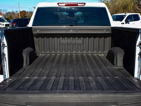 Used 2025 GMC Sierra 1500 Elevation image 40