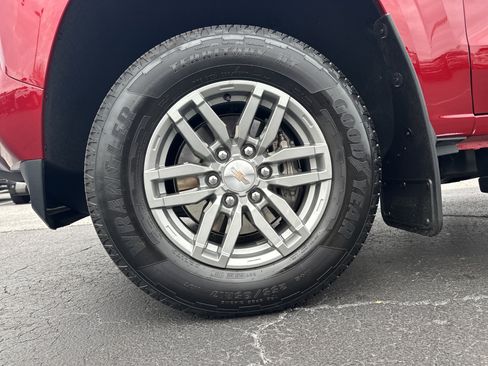 Certified 2025 Chevrolet Colorado LT w/ LT Convenience Package image 12