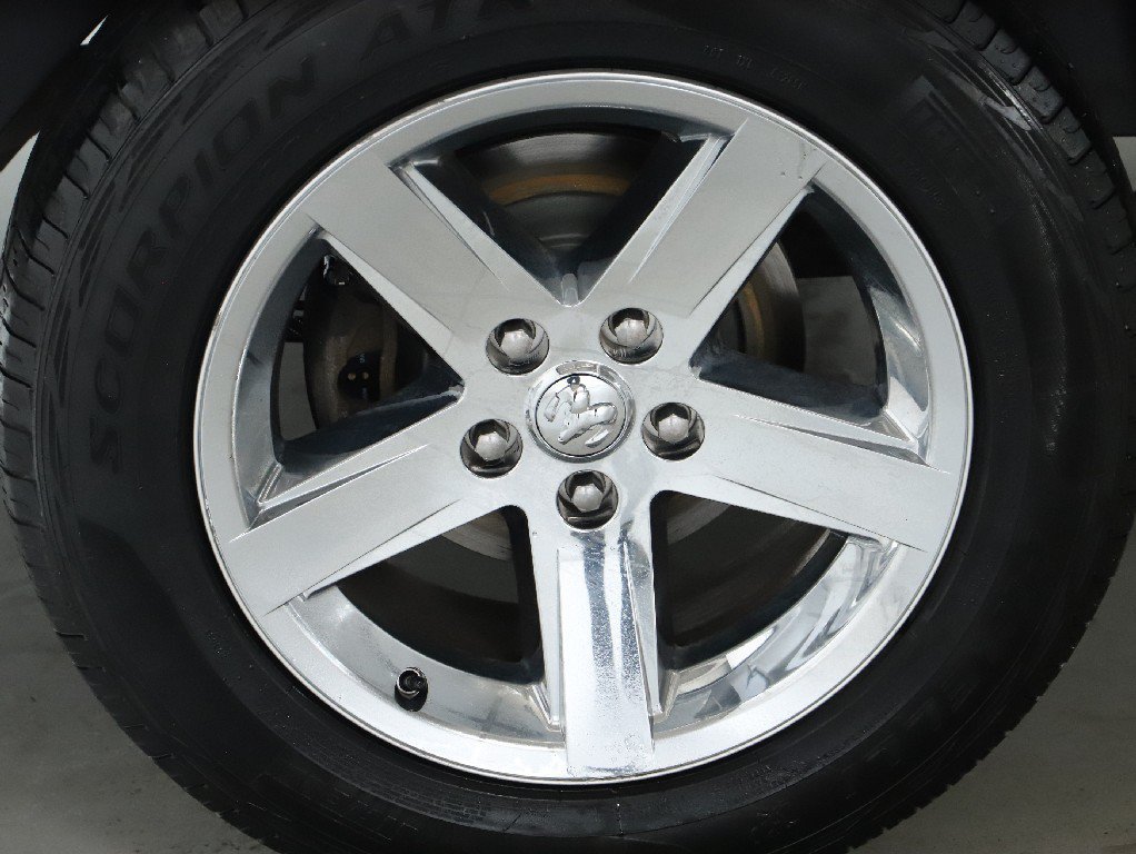 Used 2015 RAM 1500 Express AWD/4WD image 12