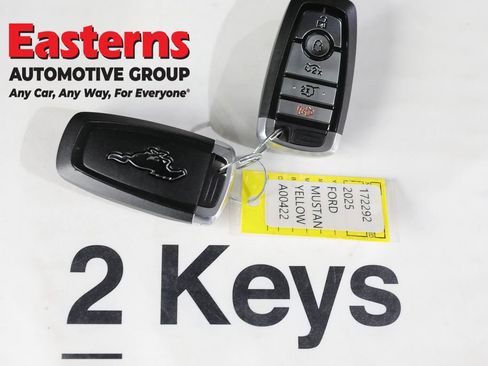Used 2025 Ford Mustang Mach-E Premium AWD/4WD image 27