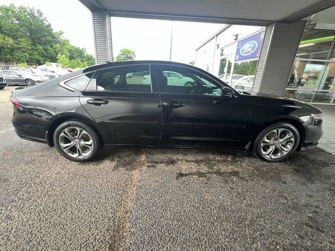 Used 2024 Honda Accord EX-L image 10