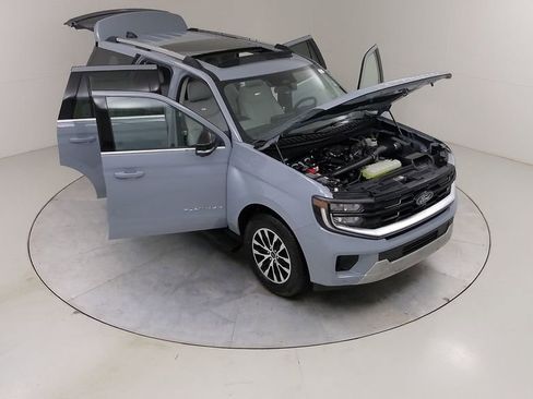 New 2025 Ford Expedition Platinum image 51