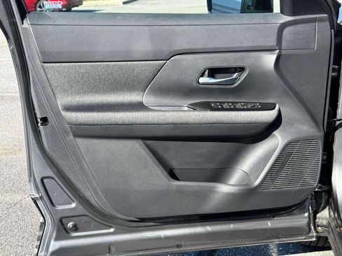 New 2026 Nissan Kicks SV w/ SV Premium Package image 23