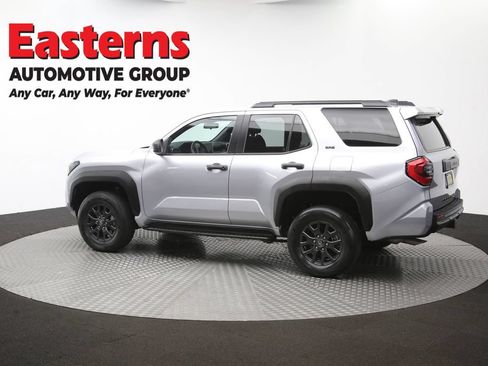Used 2025 Toyota 4Runner SR5 AWD/4WD image 62