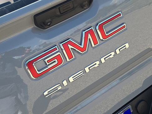 Used 2024 GMC Sierra 1500 SLE AWD/4WD image 13