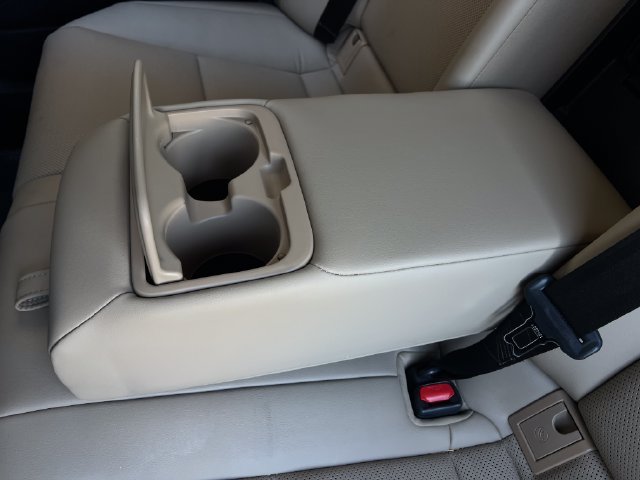 Used 2020 Lexus ES 300h w/ Premium Package FWD image 28