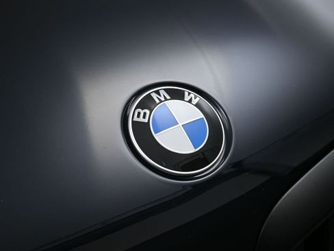 Used 2024 BMW X5 xDrive40i w/ M Sport Package image 13