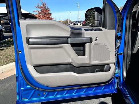 Used 2016 Ford F150 XLT image 21