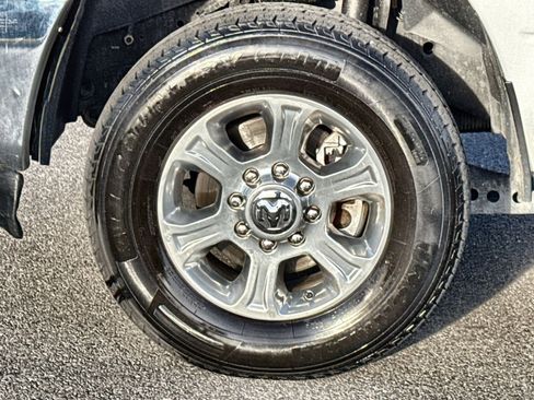 Used 2024 RAM 2500 Big Horn image 12