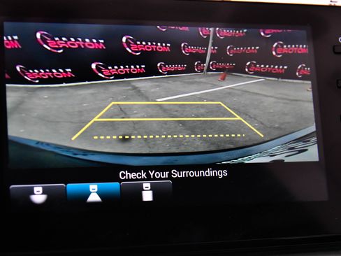 Used 2018 Honda Accord Sport image 19