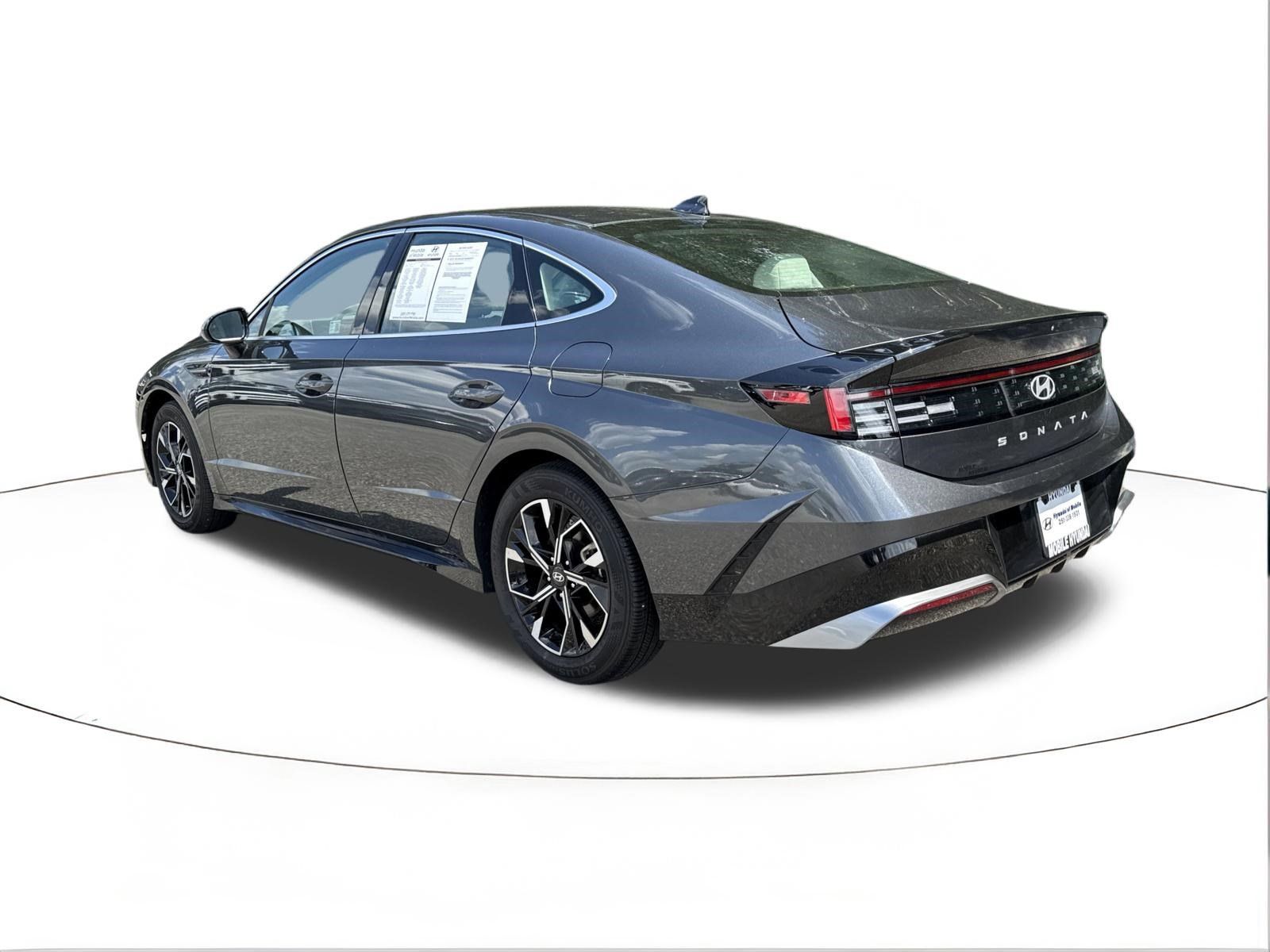 Certified 2025 Hyundai Sonata SEL FWD image 5