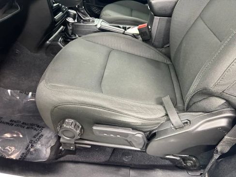 Used 2020 Jeep Wrangler Sport AWD/4WD image 12