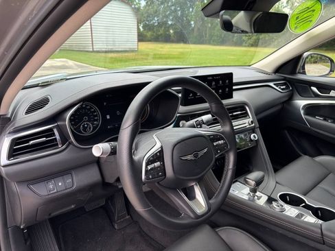Used 2026 Genesis G70 2.5T RWD image 13
