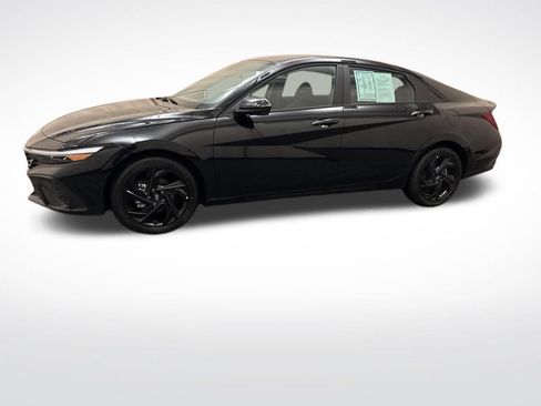 New 2026 Hyundai Elantra Sport FWD image 8