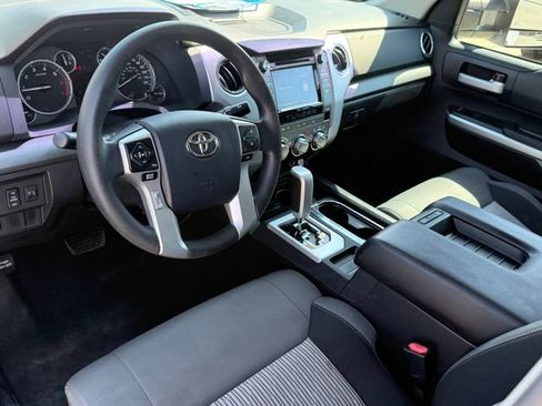 Used 2014 Toyota Tundra SR5 w/ SR5 Upgrade Package RWD image 9
