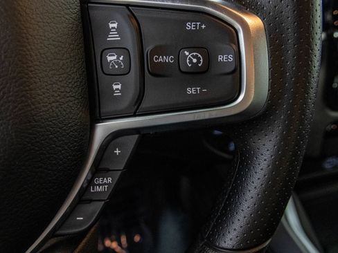 New 2026 RAM 1500 Express AWD/4WD image 30