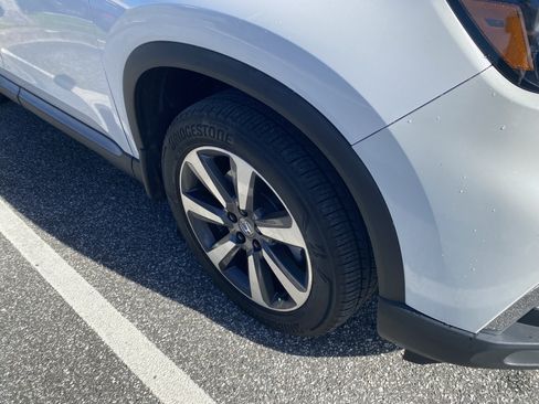 Used 2025 Honda Pilot Touring image 17
